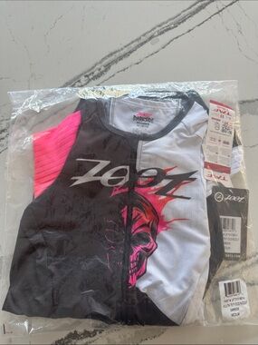 Zoot Darkside Skull Race trisuit - Black, White & Hot Pink